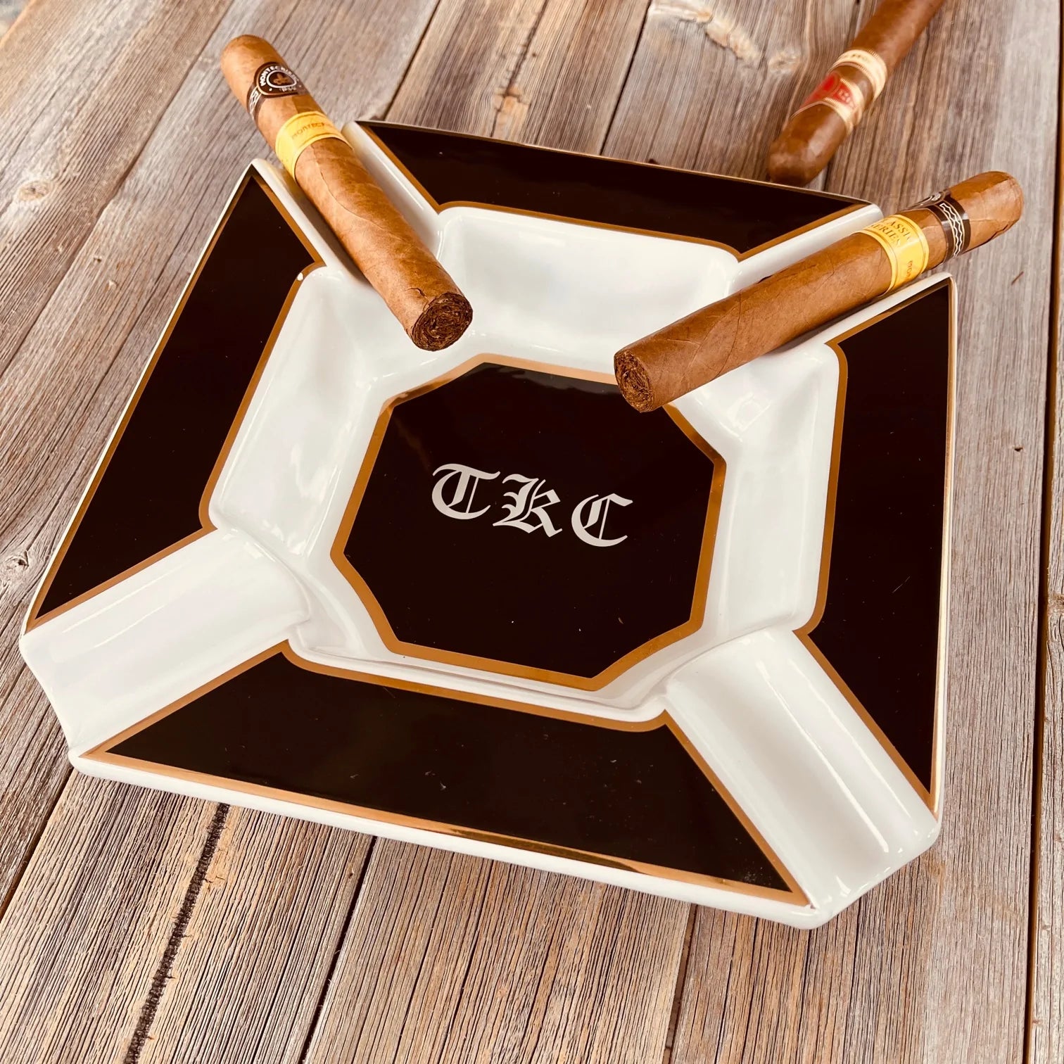 Best Cigar Ashtray
