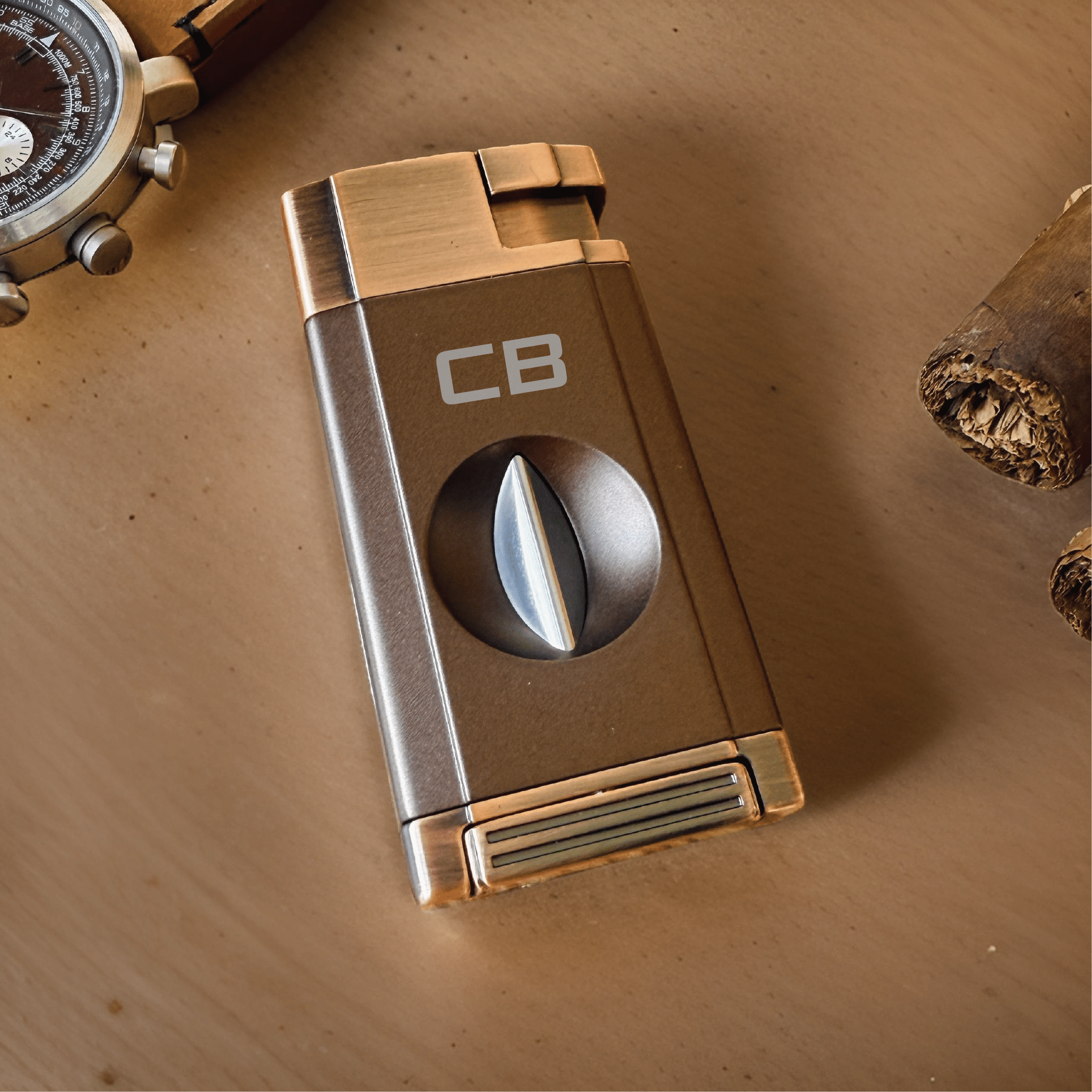 Elegant Personalized V-Cut Lighter: Dual Flame Precision 