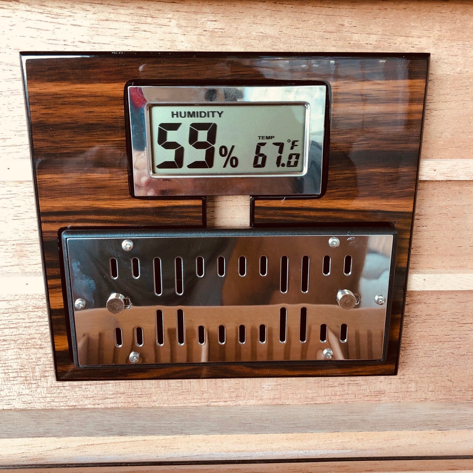 Suit and Tie Humidor 