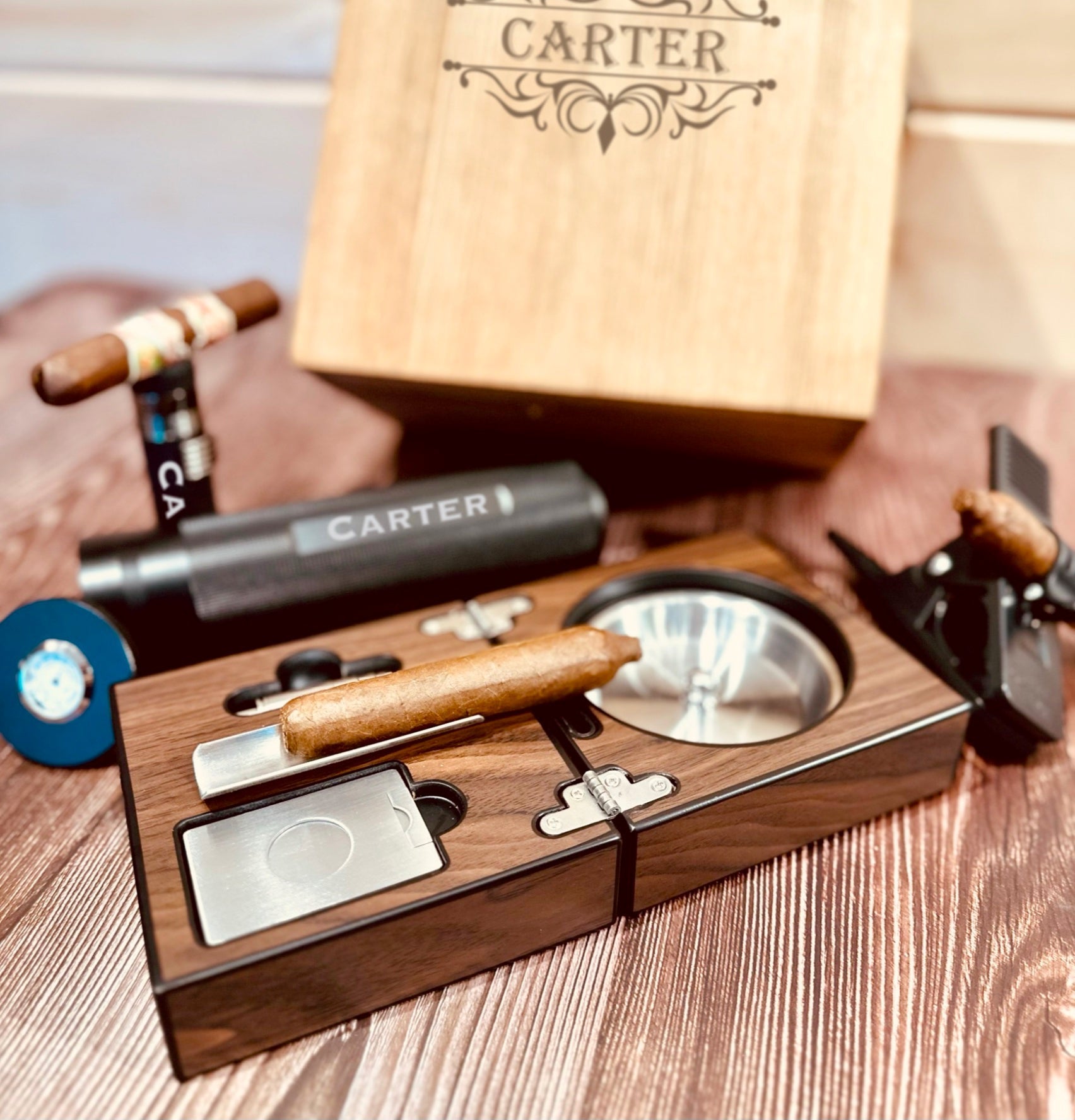 Deluxe Cigar Gift Set 