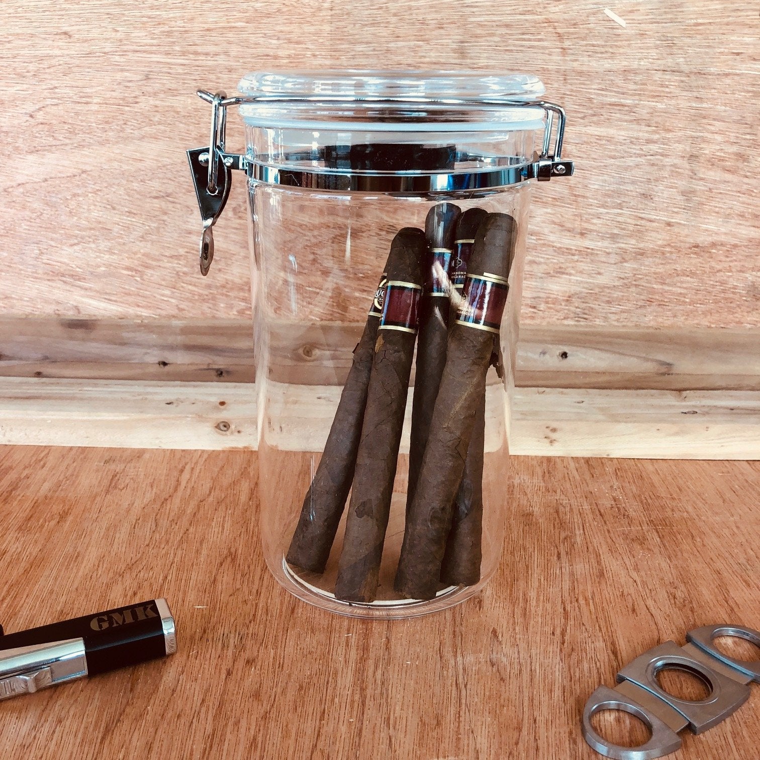 Humidor Jar 