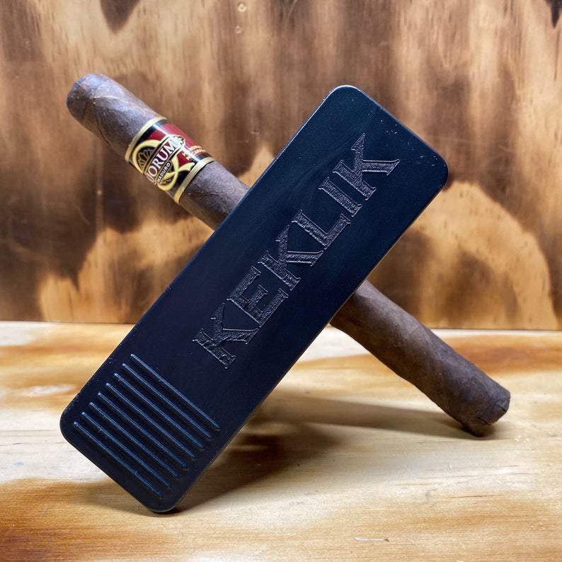 Third Hand Cigar 
